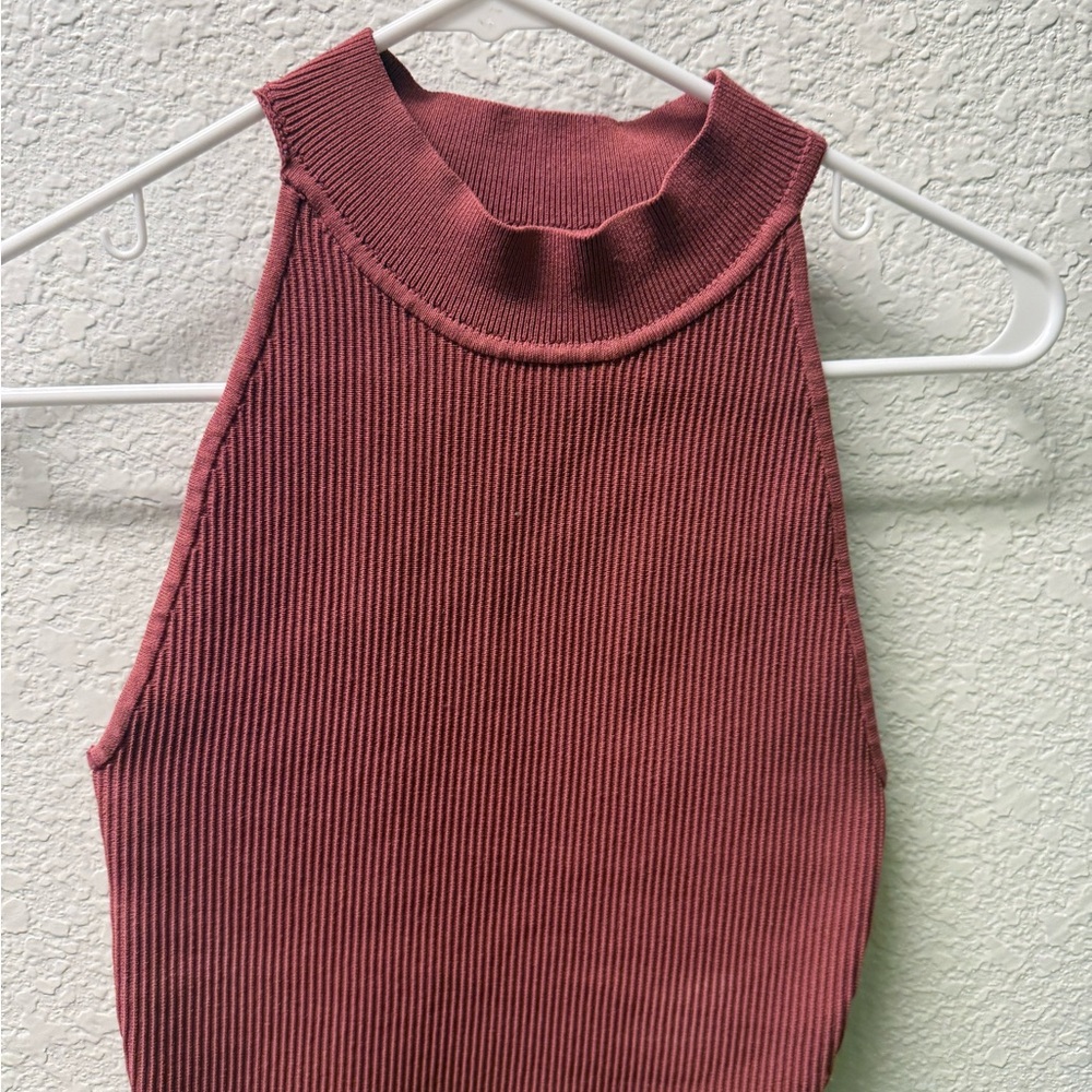 Babaton Dusty Rose Ribbed Tank Top - Picture 4 of 4